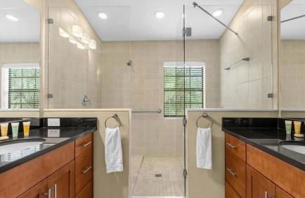 Book Your Summer Escape - TownHome by Disney! - Photo 17