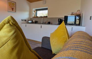 Modern Eco-Lodges near Findhorn Beach - Foto 24