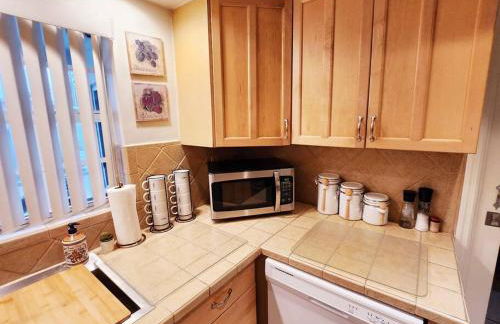 Amazing 5 Bedroom Pool Home - Minimum 28 days Stay Only Great Location! - Foto 50