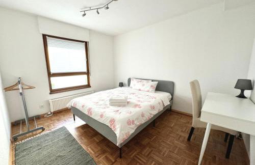 H&H HOME - Quite and Cosy Apartment near Park and City in Sindelfingen - Foto 17