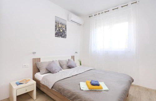 Holidayhouse Alirio with heated pool. - Foto 39