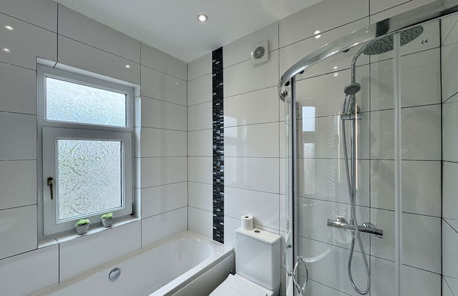 Lenhurst House - Photo 33