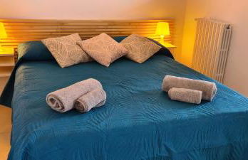 Villa Gli Ulivi - Ushuaia Apartment Lake & Garden View - Free Parking - Foto 4