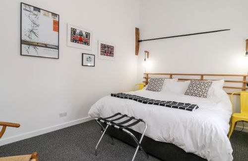 The Pump House Art Studio - Foto 24