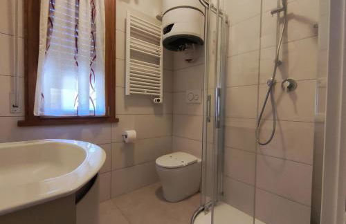 Conero - Parking & AC by Host Hero - Foto 22