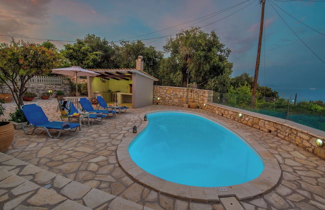 Loggos Seaview Cottage with Pool by Konnect - Photo 18