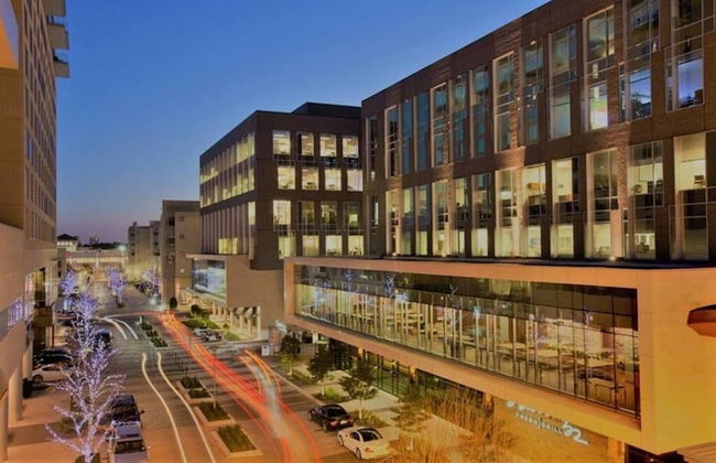 Luxury Living at City Center Houston - Photo 30