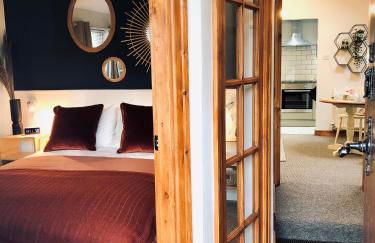 The Old Mill Holiday Cottages, Nr Mold - Foto 25