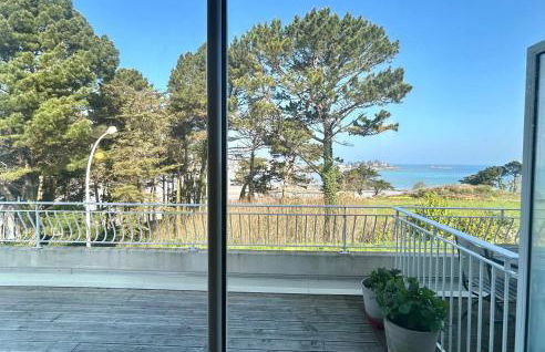 Seafront flat with indoor pool with stunning views - Foto 11