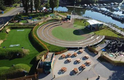 Elegant 2 Bed 1 and Half Bath Caravan in Holiday Resort Village - Photo 36