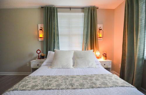 Private 1 Acre Retreat, Spa, Firepit, Gym, Chickens, King Suite, Pets - Foto 55