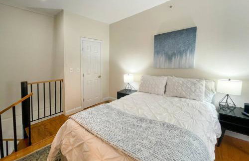 2Bed, 15Bath, Multi-Level Townhouse, Sleeps 6 - Photo 11