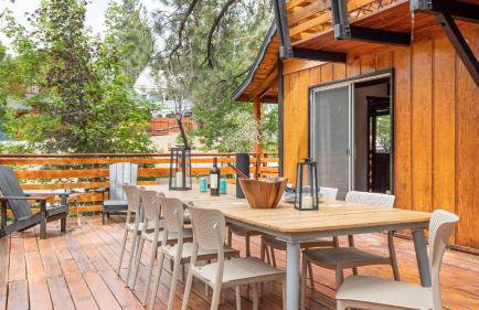 3mins to Lake, 5mins to Skiing Updated 4bdr Cabin Avalon Pines by Avantstay - Photo 3