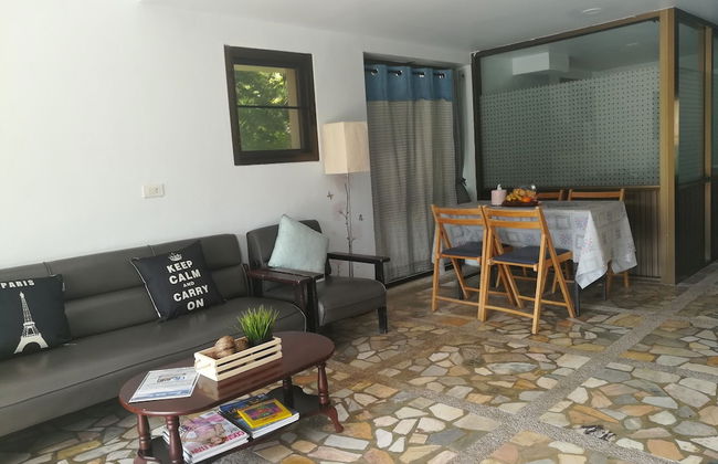 Green Hills Home - Photo 11