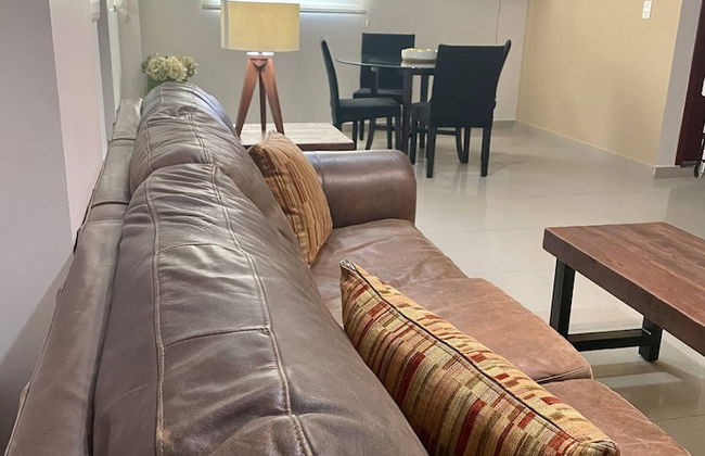 Alcantara Apt, Ground Floor, Great for Digital, 2 Blocks Walk to Beach - Foto 12