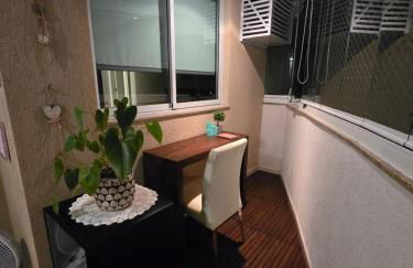 2 qrts c suíte, ar condicionado, piscina infantil e adulto, parquinho, estacionamento privativo, portaria 24hrs, self checkin, indicado pra família c crianças, casais e hóspedes a trabalho - Foto 23