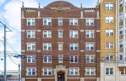 AC Retreat - Cozy 2BR by Tropicana & Beach - Foto 27