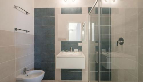 Discesa a mare - Lussuosa Villa a 180 sul Mare - Foto 4