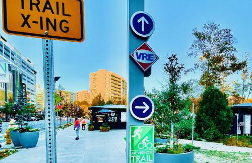 Executive Suite at National Landing - 1BR, Metro, Gym, Pool, Sauna, 2 Queen Beds - Foto 30