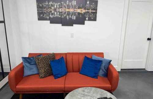 Downtown New 3 Story Sleeps 14 - Foto 4