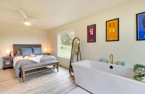 Serene Burnet Getaway with Buchanan Lake Views! - Foto 2