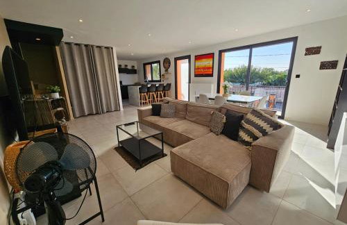 4 chambres - 200m2 - Parking - Jardin - Foto 11