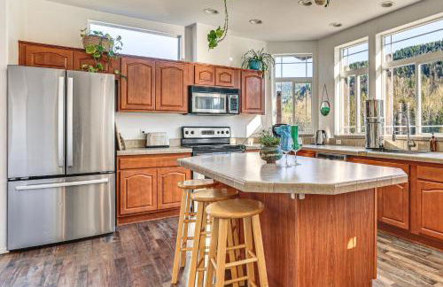 Nature Art Retreat on Breckenridge Creek with Pond! - Foto 12