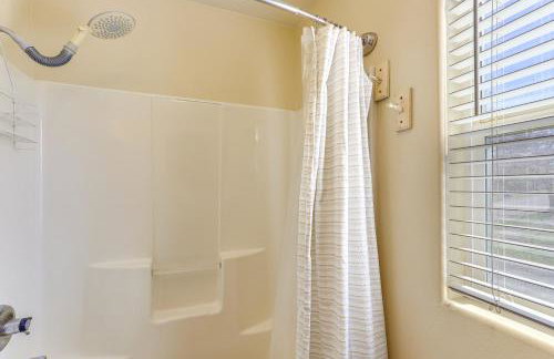 Hot Tub & Decks: Central Hood River Townhome! - Foto 17