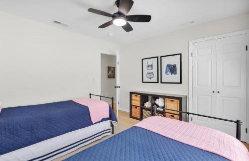 NEW! The White House, with 2 King Ensuites close to Parris Island and Downtown - Foto 35