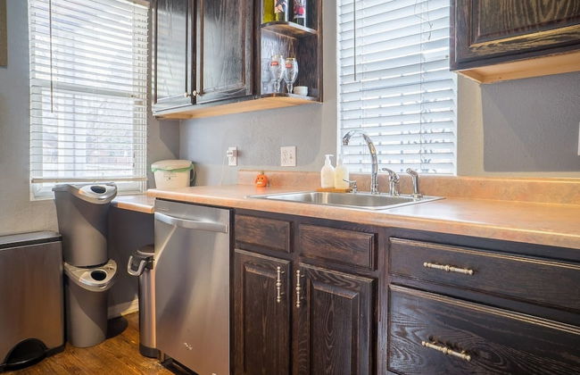 Cannabis Castle Historic Home in Baker District - Foto 28