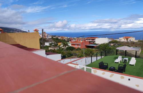 CASA PIRÁMIDE 2. Terraza WiFi y Parking Privado - Foto 25