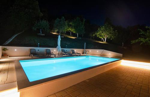 Stone house with 4 bedrooms and beautiful view - Foto 48