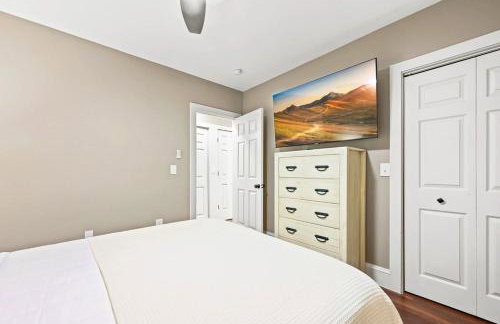 Lower Lakeshore Living - Foto 14