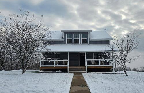 Spacious Home 4BR Fire Pit, Patio Hot Tub - Foto 77