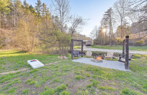 Fireside Evenings Red River Gorge Gem with Hot Tub - Foto 25
