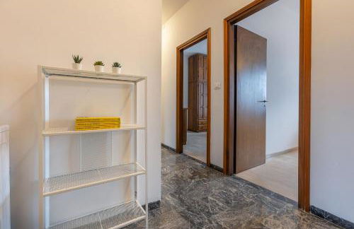 GuestHost - Roomy Apartment near UniBo & Porta San Donato - Photo 14