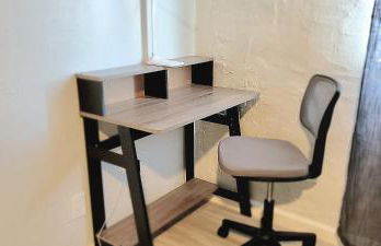 Modern Home-Downtown-3 Bedroom- King Bed - Foto 2