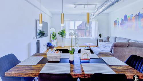 The Stallion #301 - Walk to attractions, Modern Luxe Loft in Downtown Memphis with free covered gated parking - Foto 3