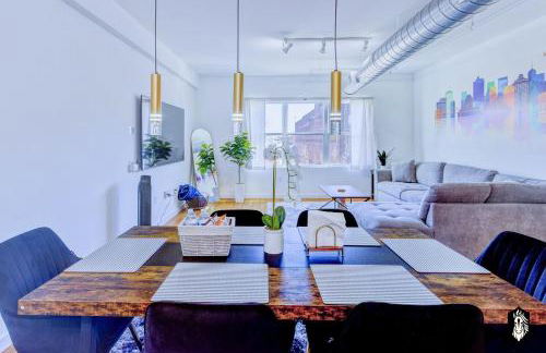 The Stallion #301 - Walk to attractions, Modern Luxe Loft in Downtown Memphis with free covered gated parking - Foto 3