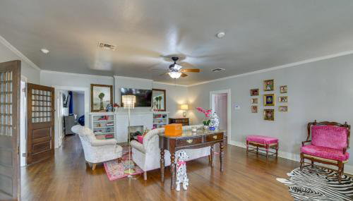 The Pink Azalea - Tyler Home with Yard and Patio! - Foto 4