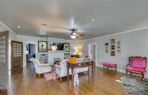 The Pink Azalea - Tyler Home with Yard and Patio! - Foto 4