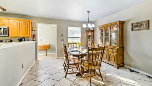 Pet-Friendly Moody Home with Fire Pit and Large Yard! - Foto 5