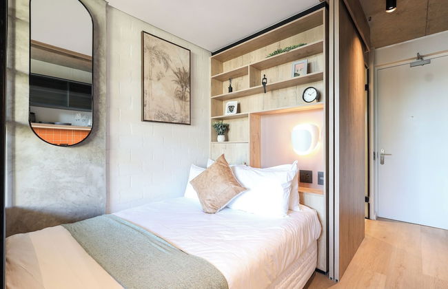 THREE43 on B - Fluent Serviced Apartments - Foto 12