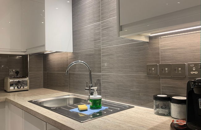 Marlyn Lodge - City of London - Photo 11