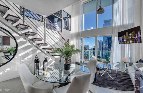 Luxury 2BD Corner Loft with Stunning Miami River View - Foto 53