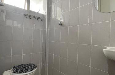 Apto Tombo Guarujá lindo 2dorm 2 banh pé na areia com elevador promoção - Foto 12