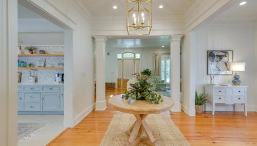 Luxe Fairhope Home with Covered Patio Walk to Bay - Foto 5