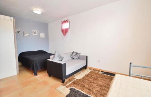 Amazing Home In Aleria With Wifi - Foto 8