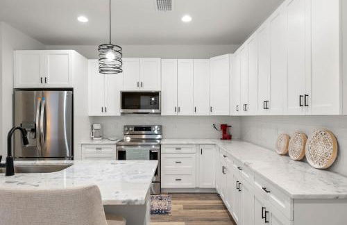 New build in Old West #2 3 Bed 2 Bath Family Rental - Foto 14