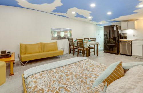 Aircraft Tours! Fly-In Hangar Apt in New Waverly - Foto 10